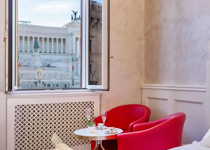Hotel Luxury Piazza Venezia 3*
